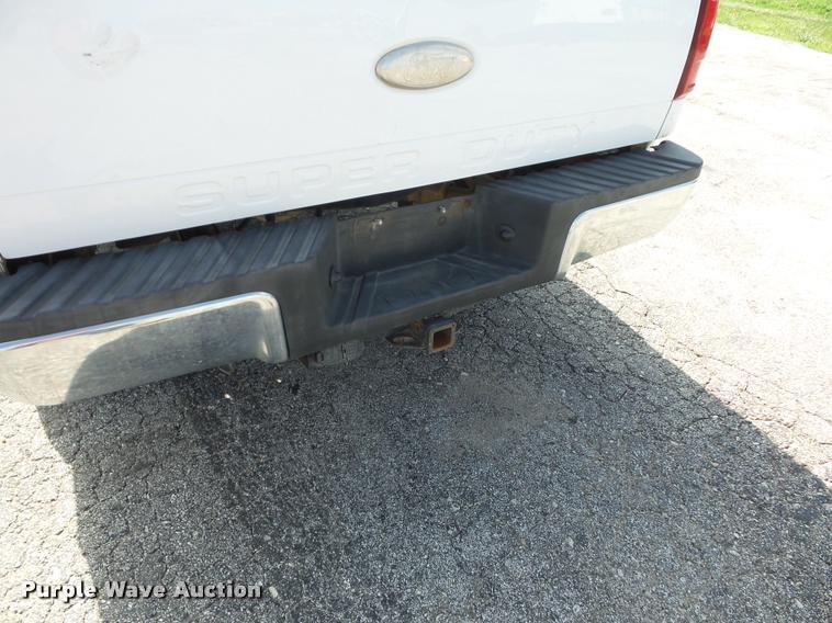 image for item DJ9585 2010 Ford F250 Super Duty Crew Cab pickup truck