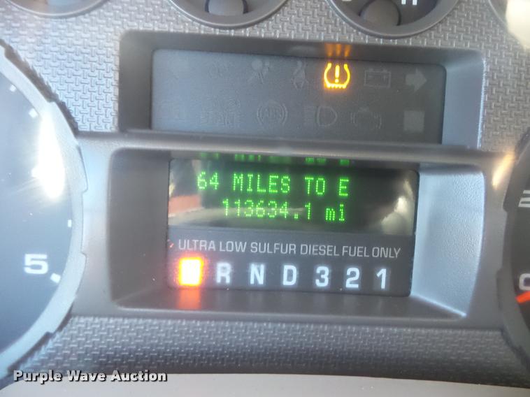 image for item DJ9585 2010 Ford F250 Super Duty Crew Cab pickup truck