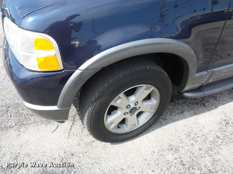 image for item DJ9586 2003 Ford Explorer SUV