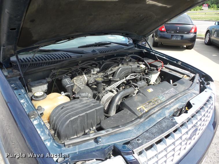 image for item DJ9586 2003 Ford Explorer SUV