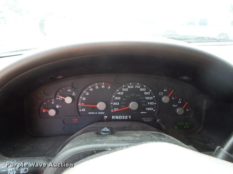 image for item DJ9586 2003 Ford Explorer SUV