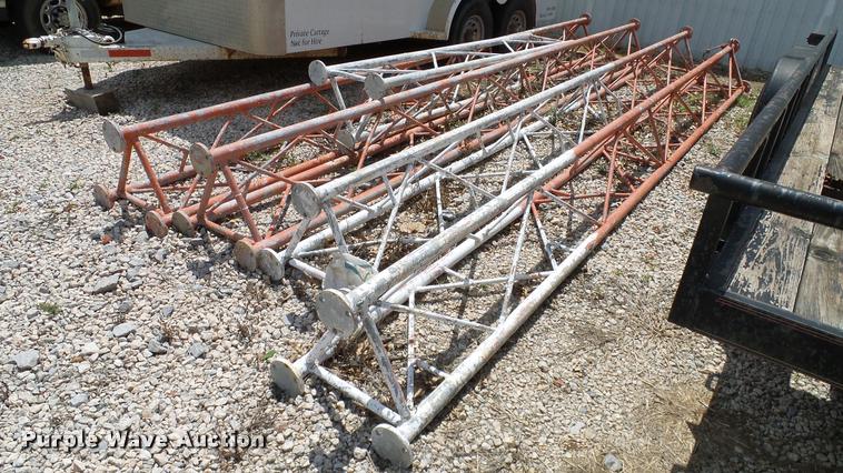 image for item DJ9915 (5) antenna tower sections