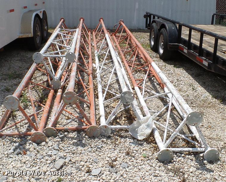 image for item DJ9915 (5) antenna tower sections