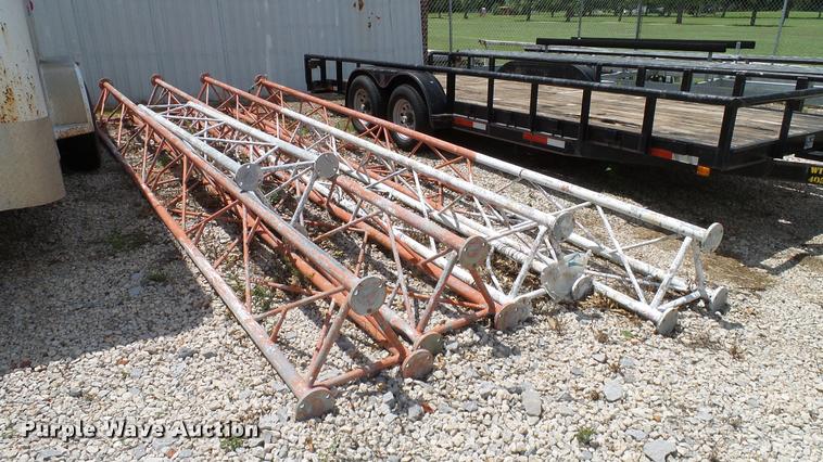 image for item DJ9915 (5) antenna tower sections