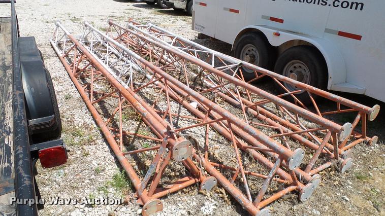 image for item DJ9915 (5) antenna tower sections