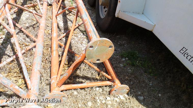 image for item DJ9915 (5) antenna tower sections
