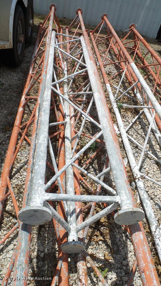 image for item DJ9915 (5) antenna tower sections