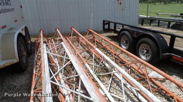 image for item DJ9915 (5) antenna tower sections