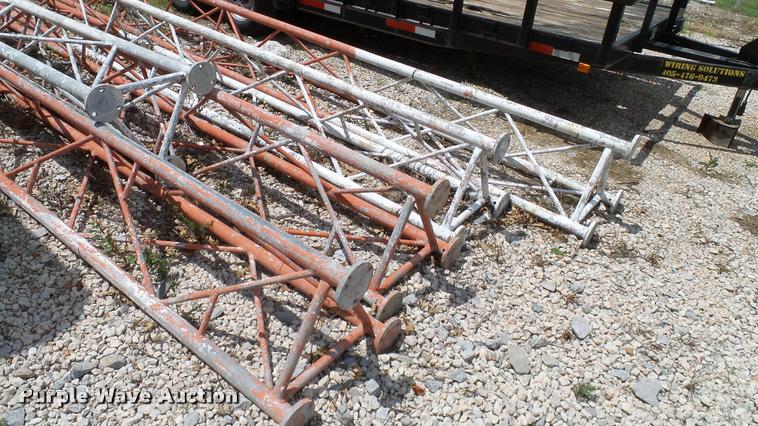 image for item DJ9915 (5) antenna tower sections