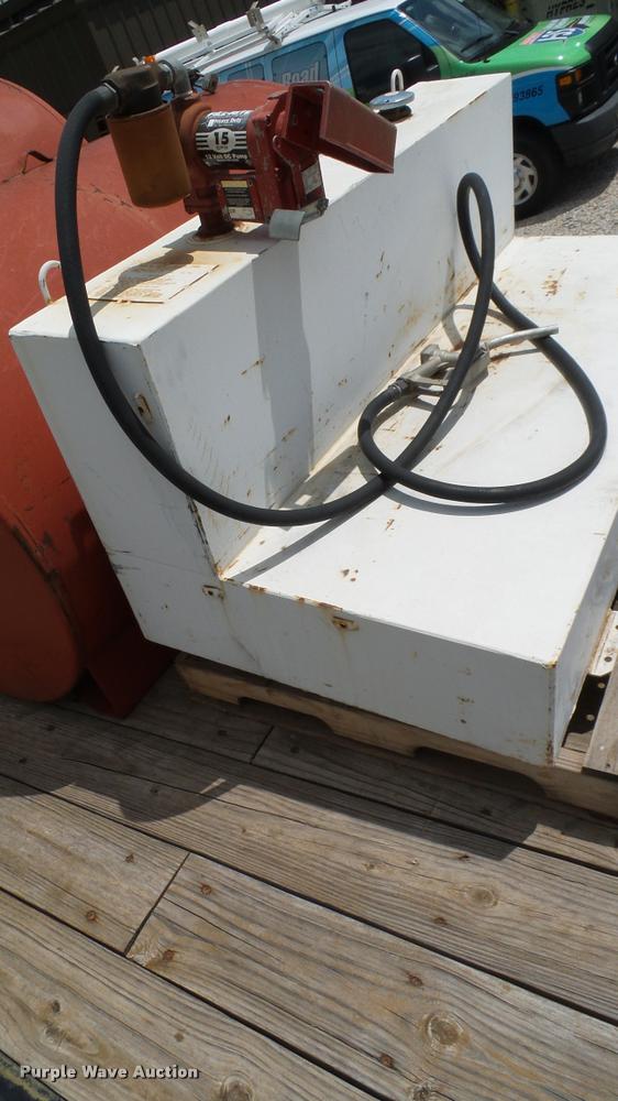 image for item DJ9923 Delta fuel tank