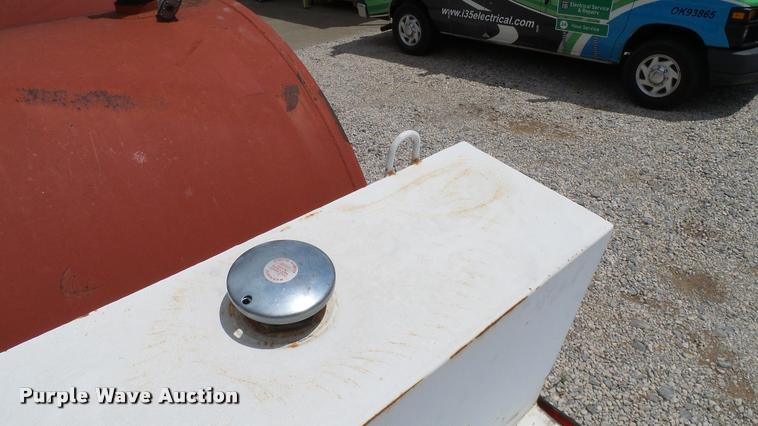 image for item DJ9923 Delta fuel tank