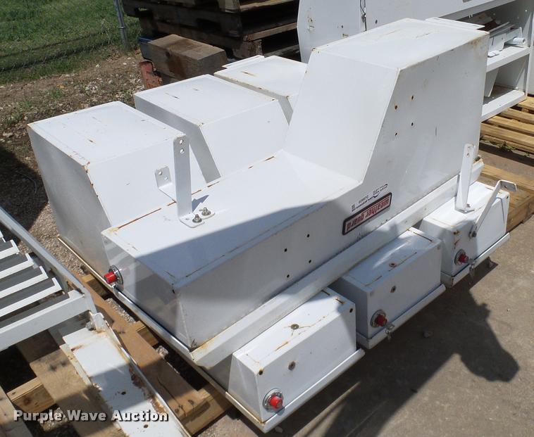 image for item DJ9925 (4) WeatherGuard toolboxes