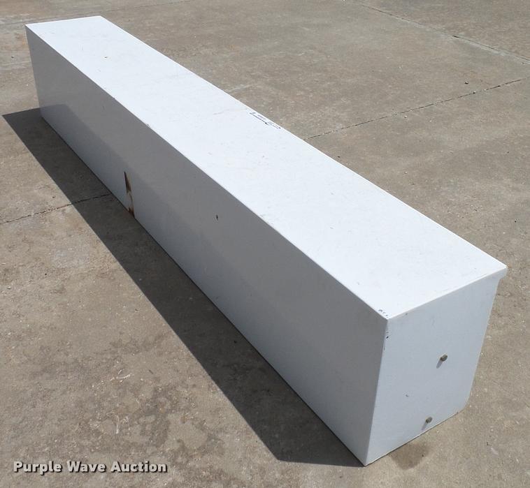 image for item DJ9928 WeatherGuard toolbox