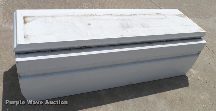 image for item DJ9930 WeatherGuard toolbox