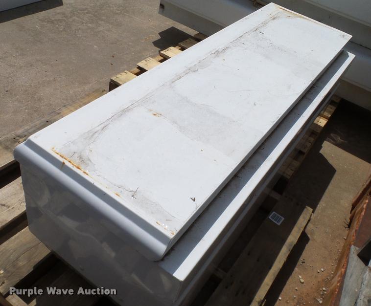 image for item DJ9933 WeatherGuard toolbox