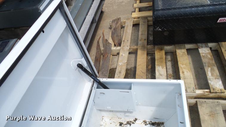 image for item DJ9933 WeatherGuard toolbox