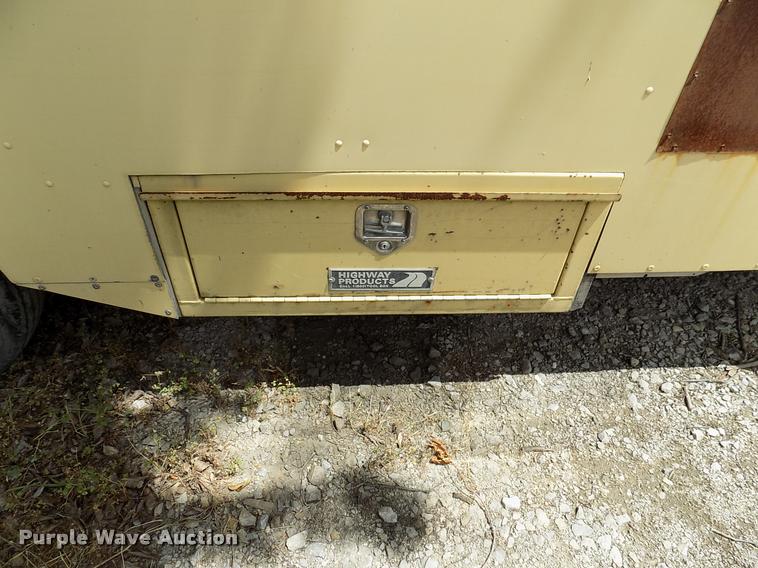 image for item DK9995 1997 Chevrolet P30 delivery truck