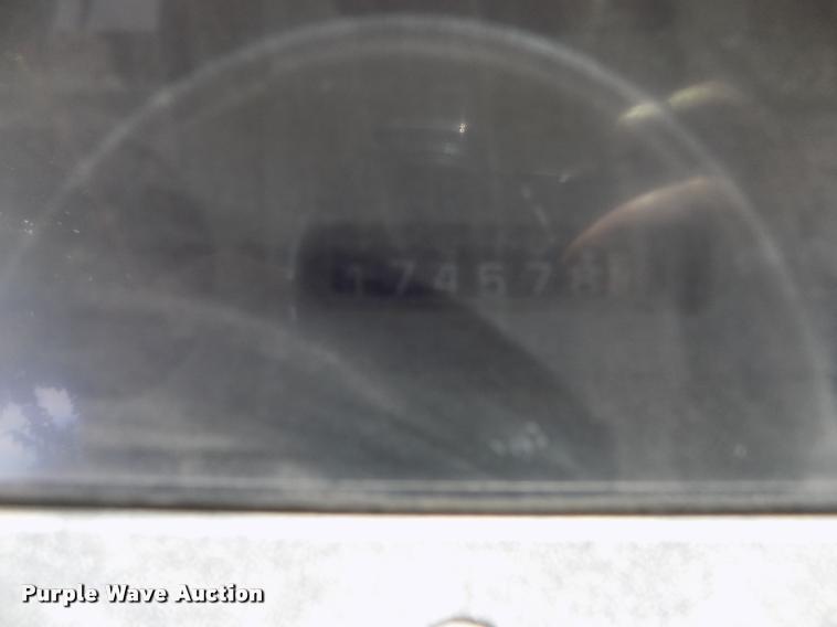 image for item DK9995 1997 Chevrolet P30 delivery truck