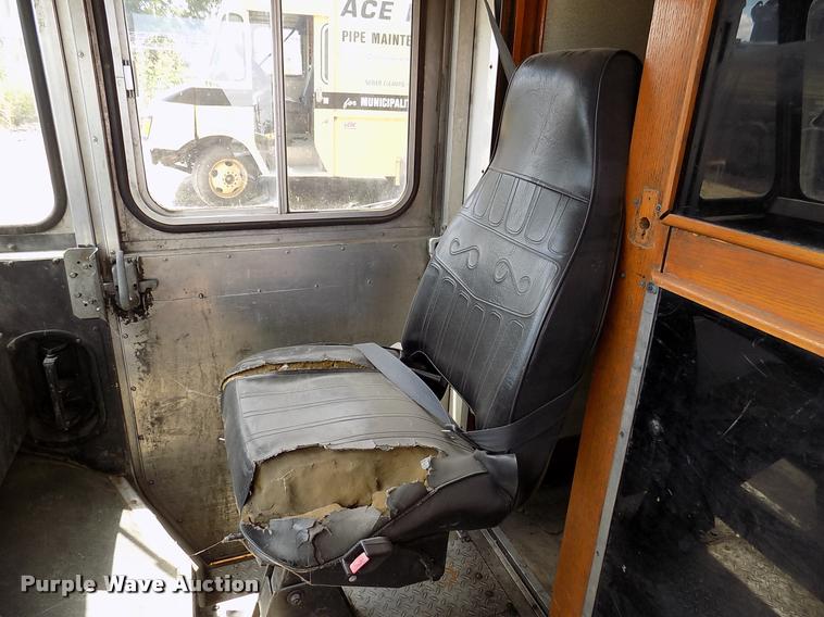 image for item DK9995 1997 Chevrolet P30 delivery truck