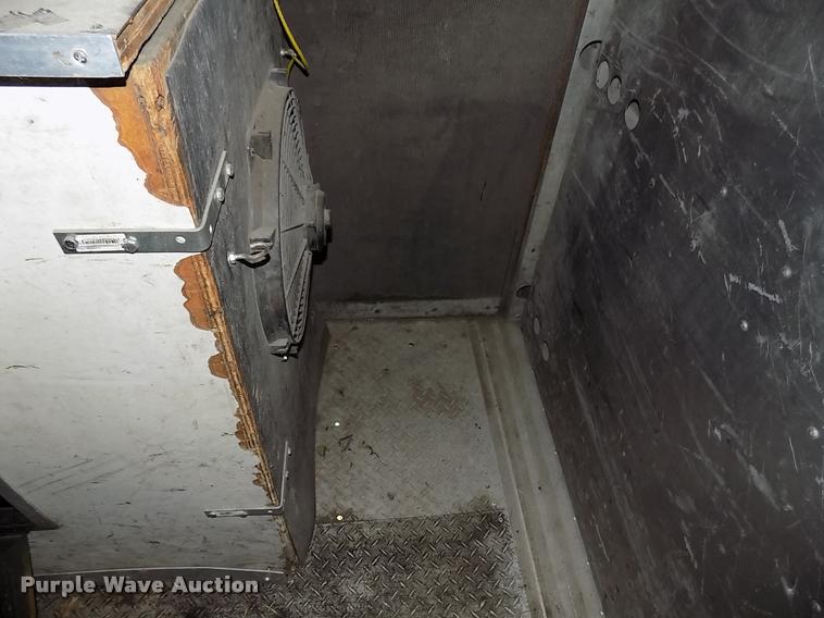 image for item DK9995 1997 Chevrolet P30 delivery truck