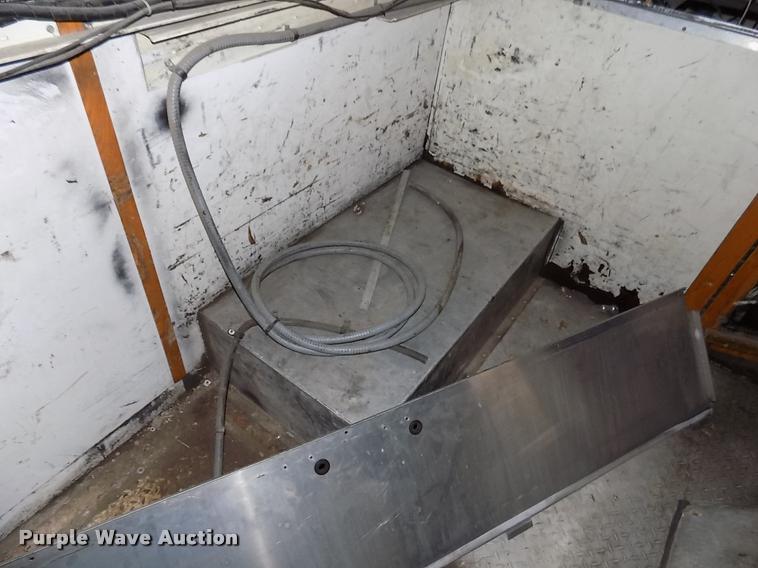 image for item DK9995 1997 Chevrolet P30 delivery truck