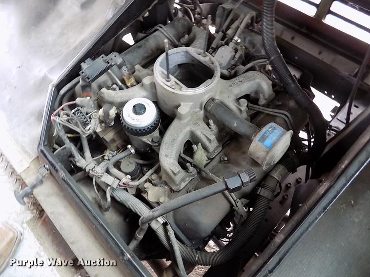 image for item DK9995 1997 Chevrolet P30 delivery truck