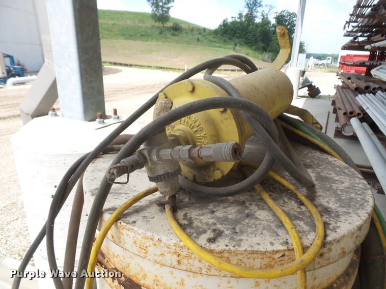 image for item DL9654 2000 Schmidt 65CF sandblaster