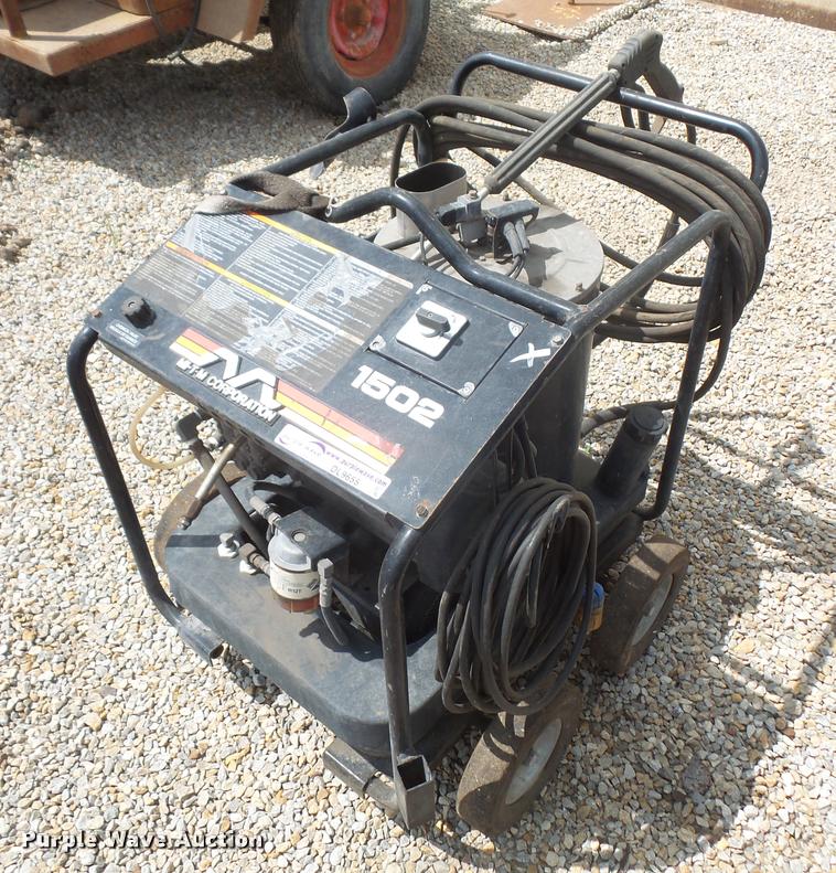 image for item DL9655 Mi-T-M 1502 stream pressure washer