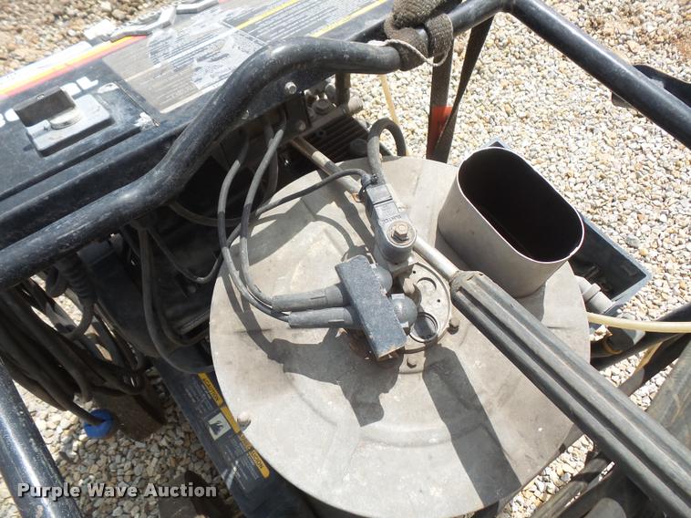 image for item DL9655 Mi-T-M 1502 stream pressure washer