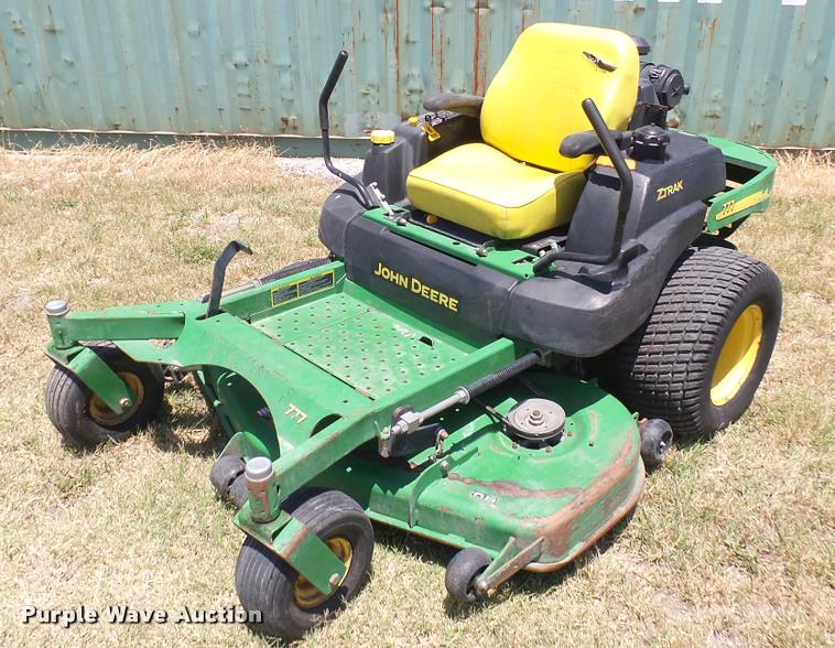 image for item DO9571 2003 John Deere Z-Trak 777 ZTR mower