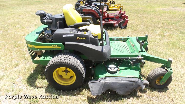 image for item DO9571 2003 John Deere Z-Trak 777 ZTR mower