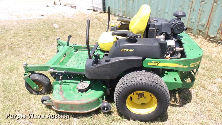 image for item DO9571 2003 John Deere Z-Trak 777 ZTR mower