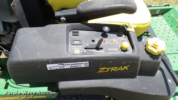 image for item DO9571 2003 John Deere Z-Trak 777 ZTR mower