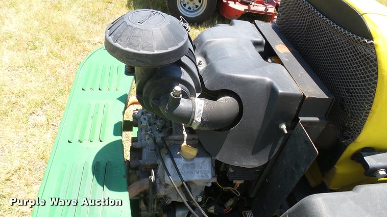 image for item DO9571 2003 John Deere Z-Trak 777 ZTR mower