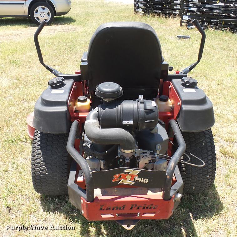 image for item DO9572 2006 Land Pride ZXT Pro ZTR mower
