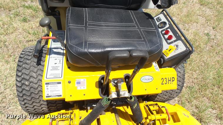 image for item DO9670 2008 Walker MTGHS ZTR mower