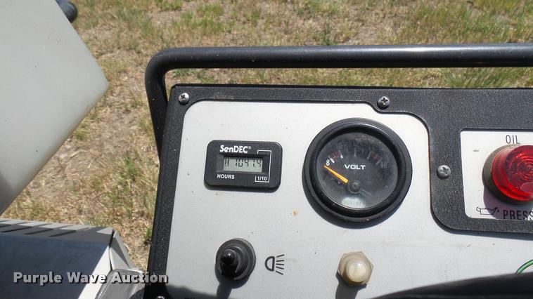 image for item DO9670 2008 Walker MTGHS ZTR mower