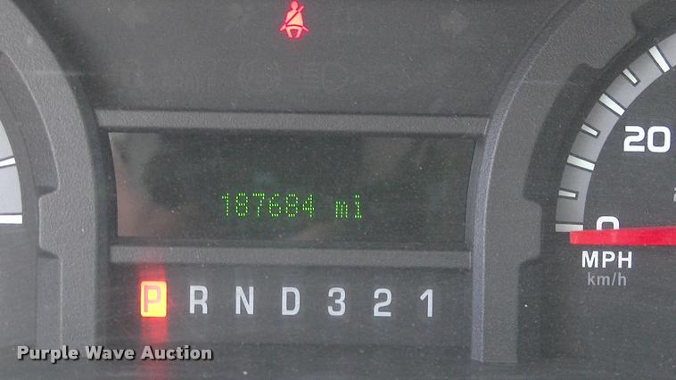 image for item DP9284 2009 Ford Econoline E450 shuttle bus