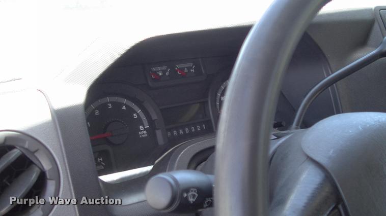 image for item DP9284 2009 Ford Econoline E450 shuttle bus