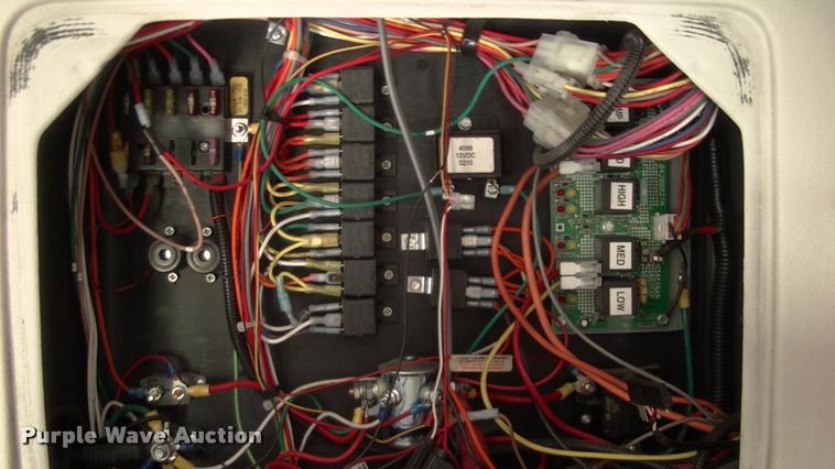 image for item DP9284 2009 Ford Econoline E450 shuttle bus