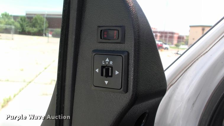 image for item DP9284 2009 Ford Econoline E450 shuttle bus