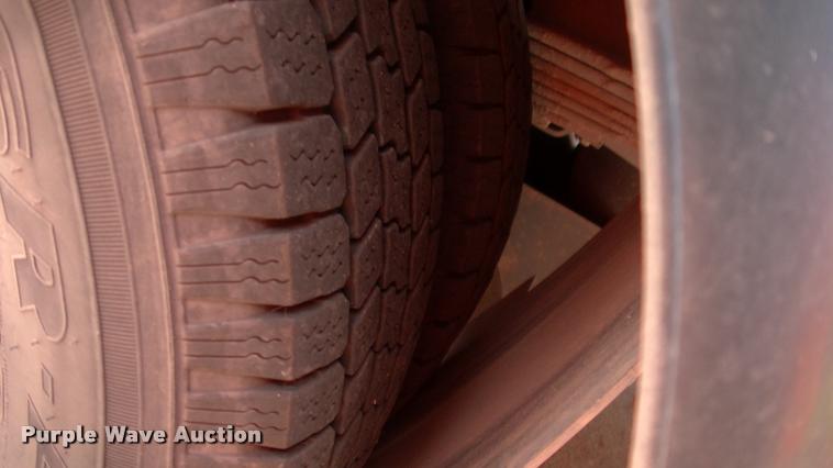 image for item DP9284 2009 Ford Econoline E450 shuttle bus