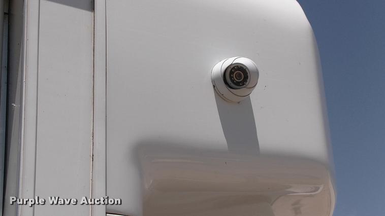 image for item DP9284 2009 Ford Econoline E450 shuttle bus