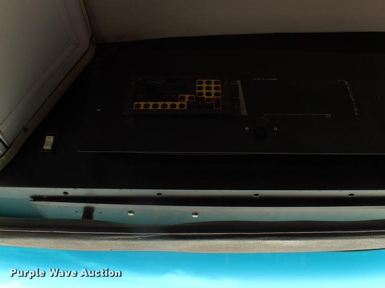 image for item DP9285 2003 Blue Bird shuttle bus