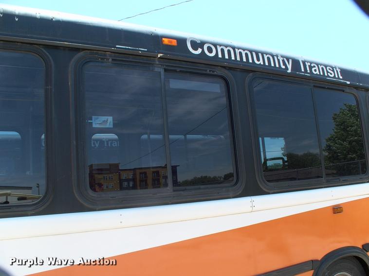 image for item DP9285 2003 Blue Bird shuttle bus