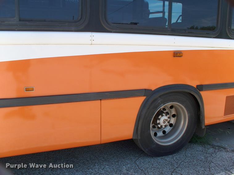 image for item DP9285 2003 Blue Bird shuttle bus