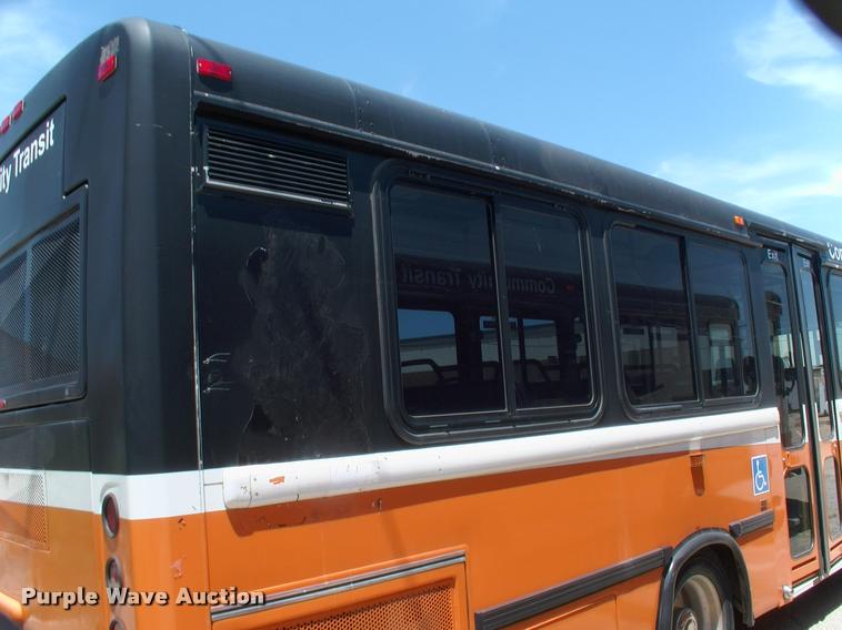 image for item DP9285 2003 Blue Bird shuttle bus