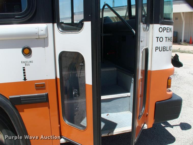 image for item DP9285 2003 Blue Bird shuttle bus