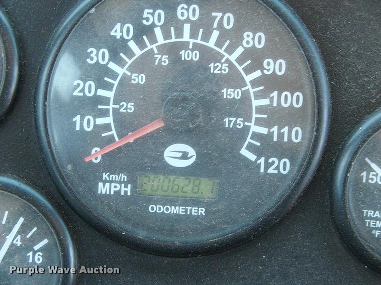 image for item DP9286 2003 Blue Bird shuttle bus