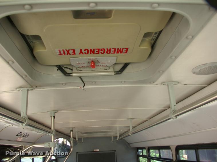 image for item DP9286 2003 Blue Bird shuttle bus